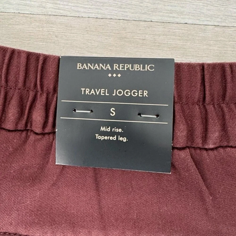 Banana Republic Travel‎ Jogger Mens S Burgundy Tapered Mid Rise Pant Casual Prep